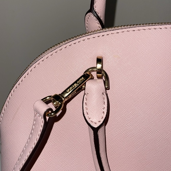MAKE AN OFFER | Michael Kors Baby Pink Large Emmy Dome Purse/Satchel 💗 - Picture 10 of 16